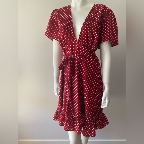Showpo red and white polka dot dress with fabric tie  Size 20 - Picture 2 of 15